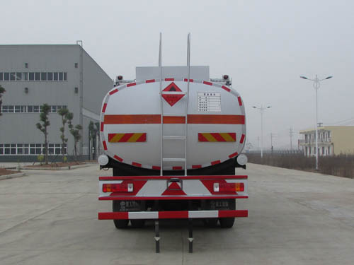 23噸解放J6前四后八油罐車