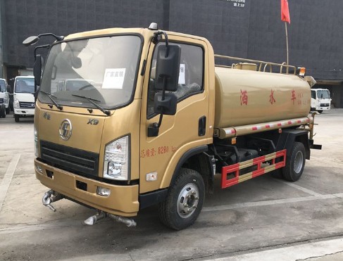 陜汽軒德5噸灑水車(chē)圖片 陜汽軒德5噸灑水車(chē)圖片