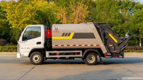 5.3方凱馬K3壓縮垃圾車_凱力風(fēng)牌KLF5041ZYSK6型壓縮式垃圾車