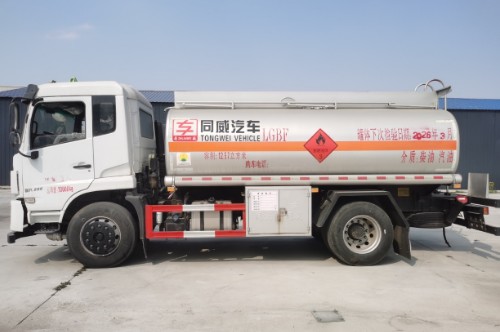 二手10噸油罐車，河南平頂山戶