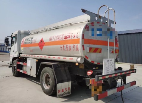 二手10噸油罐車，河南平頂山戶