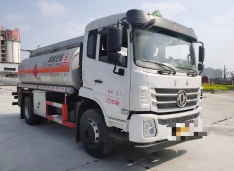二手10噸油罐車，河南平頂山戶